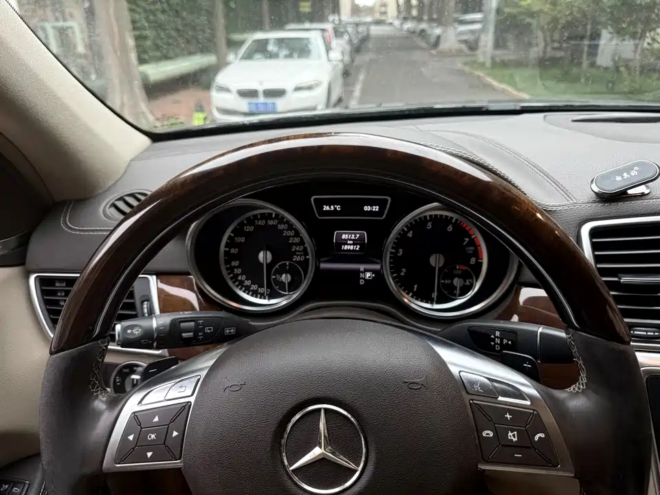 Mercedes-Benz GL grade