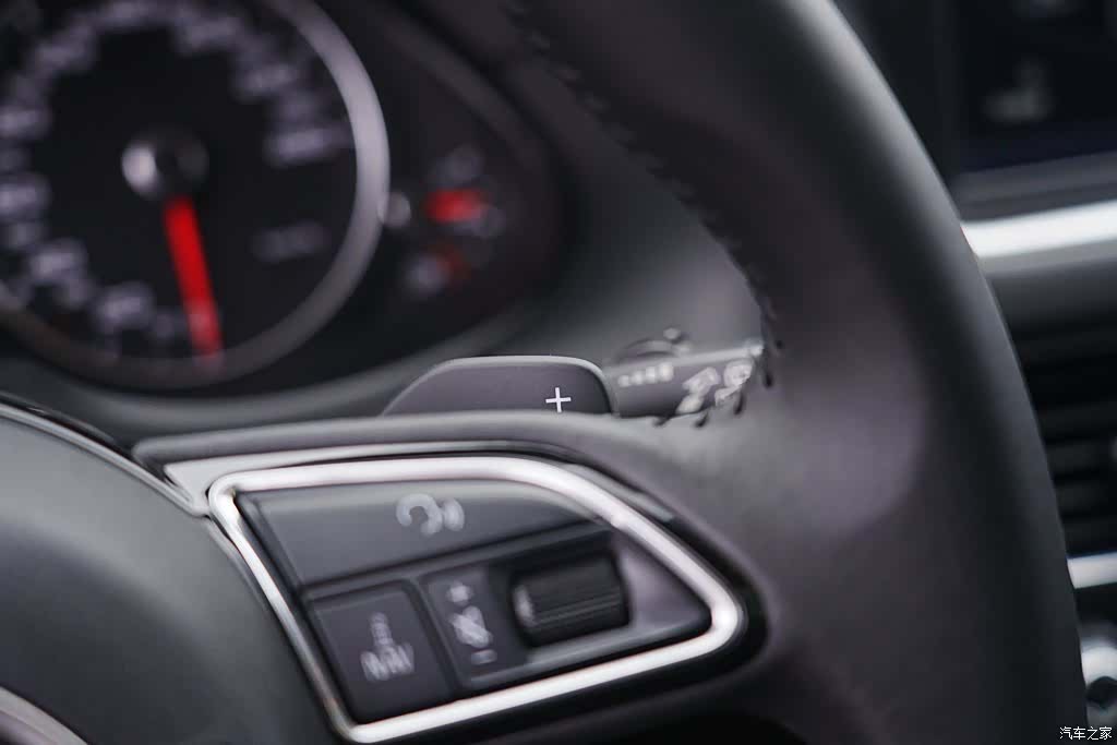 Audi Q5, 2017 23
