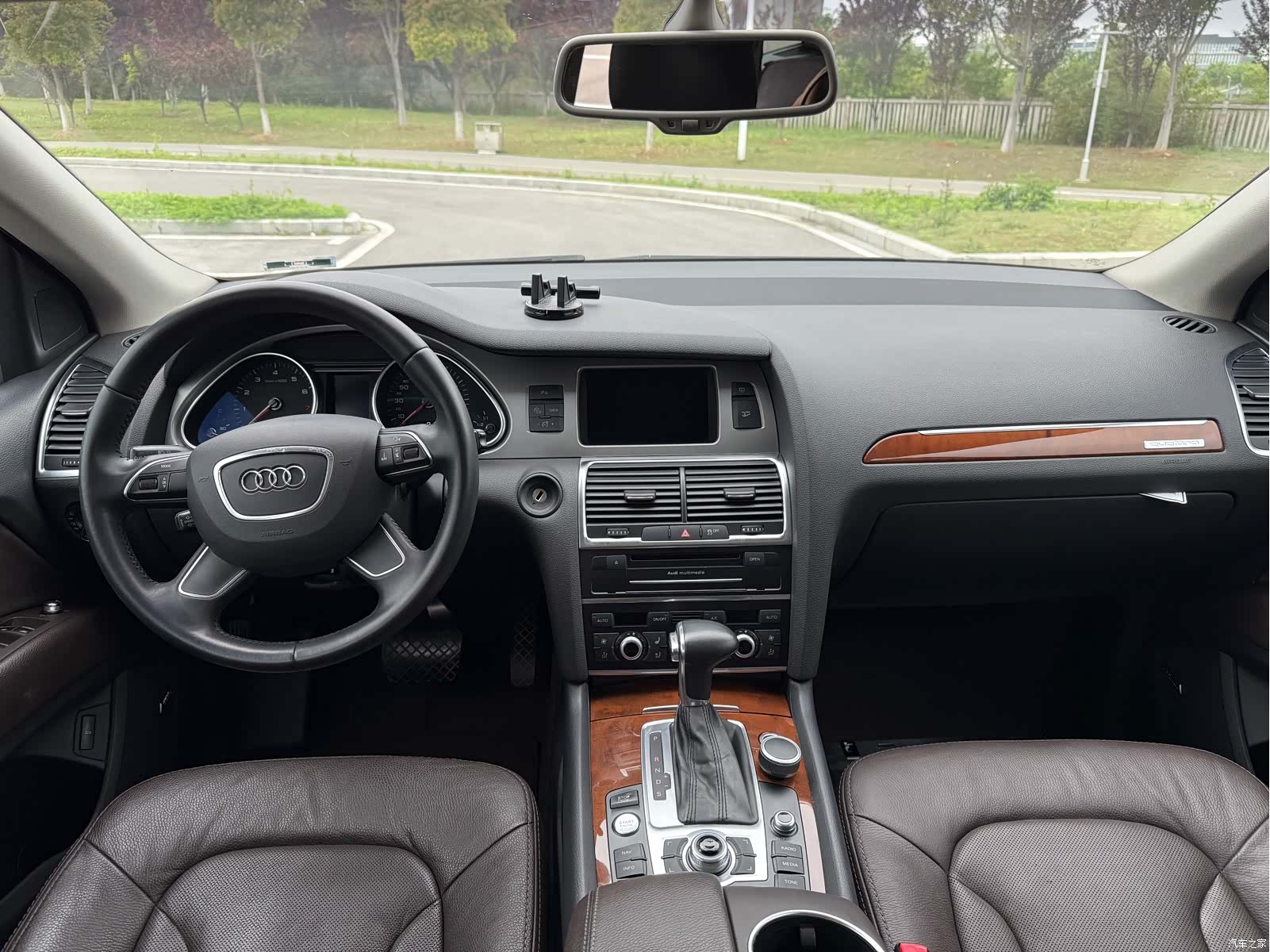 Audi Q7, 2015 9