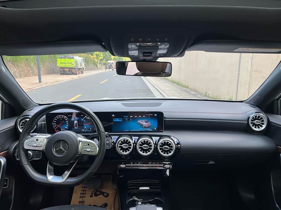 Mercedes-Benz Class A Mercedes-Benz Class A