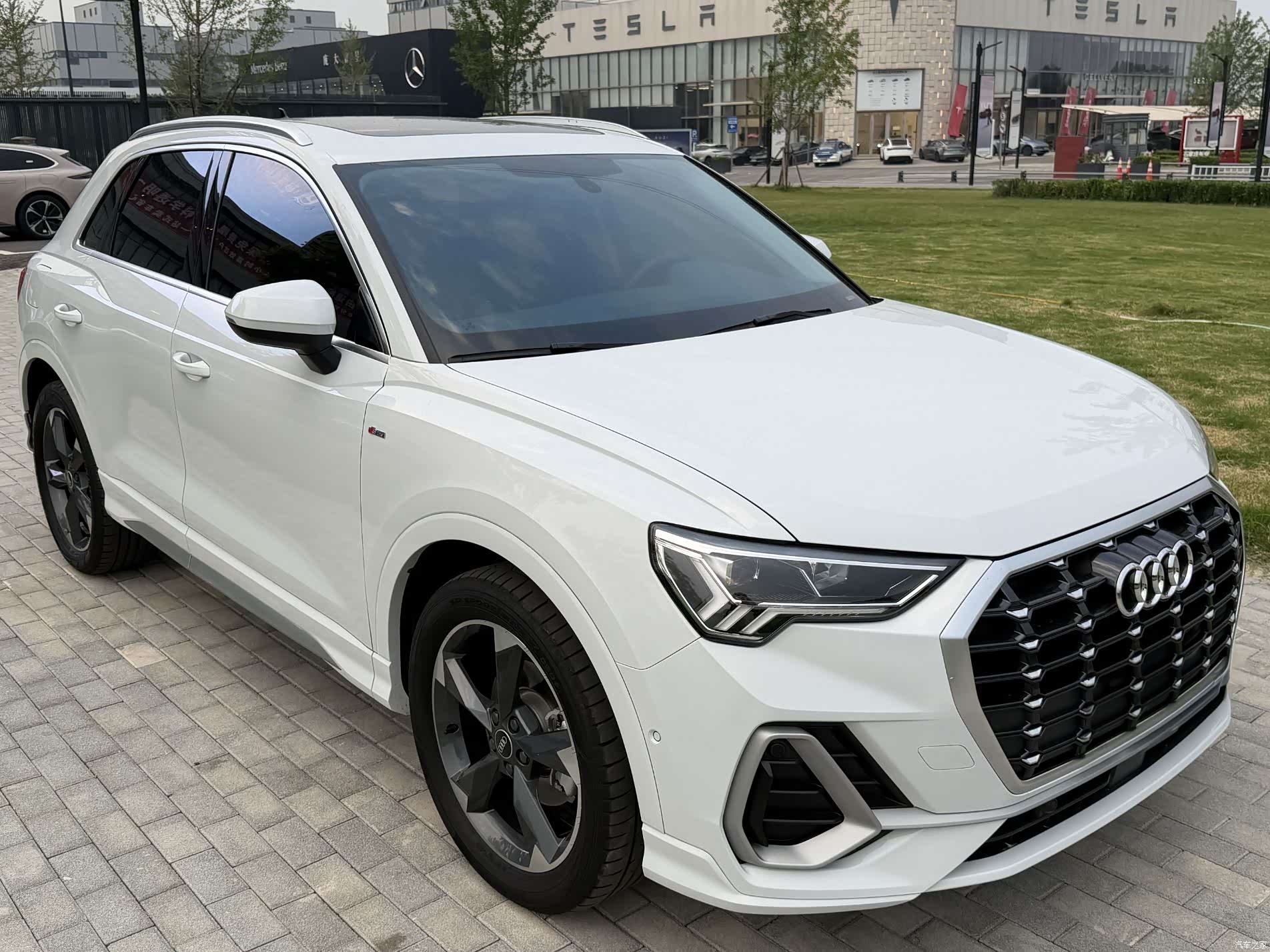 Audi Q3, 2023 8