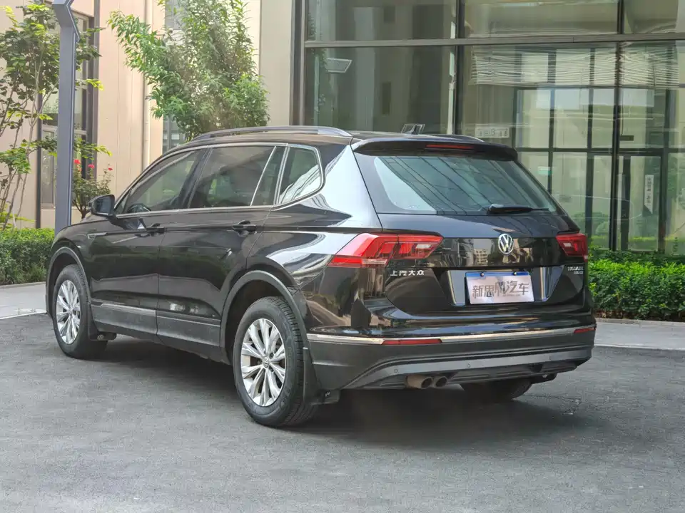 Volkswagen Tiguan L
