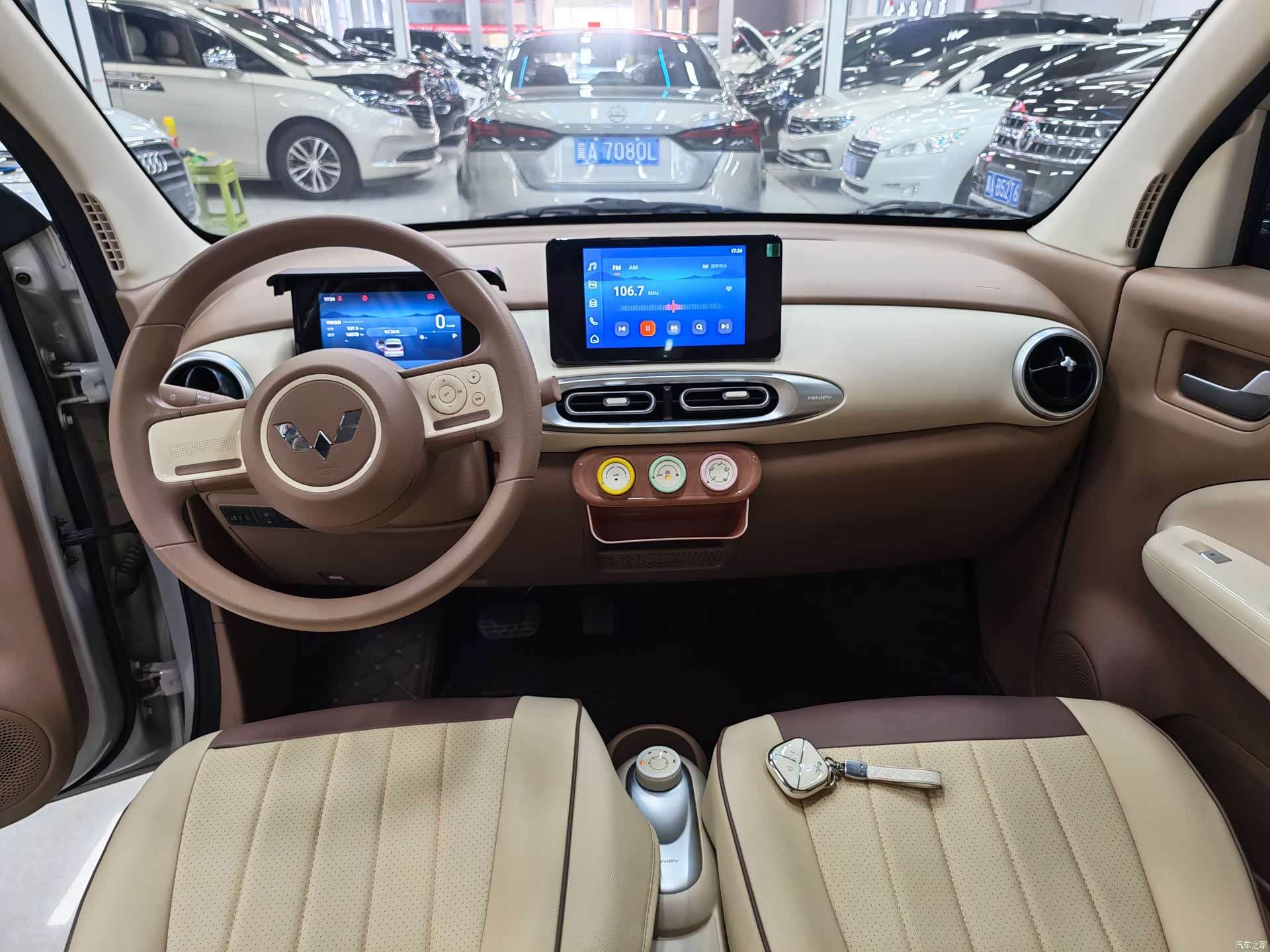 Wuling MINIEV, 2024 все фото