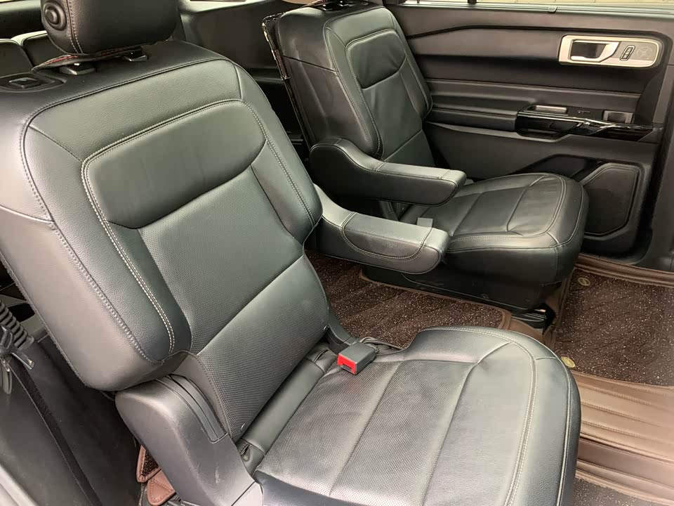 Ford Explorer Ford Explorer