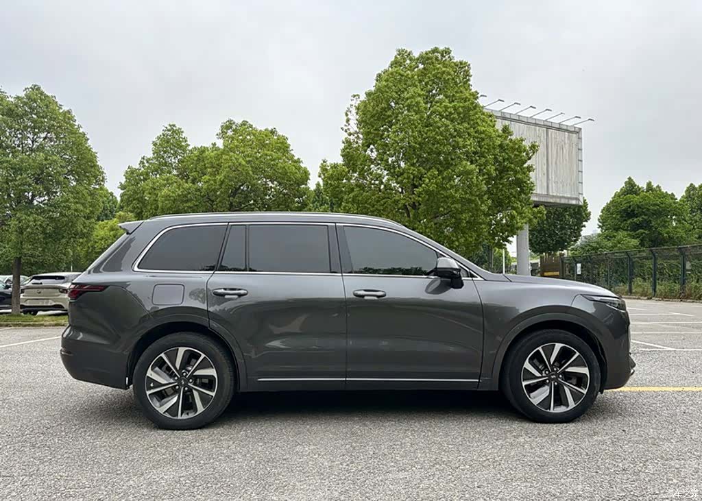 Li Auto ONE, 2021 6