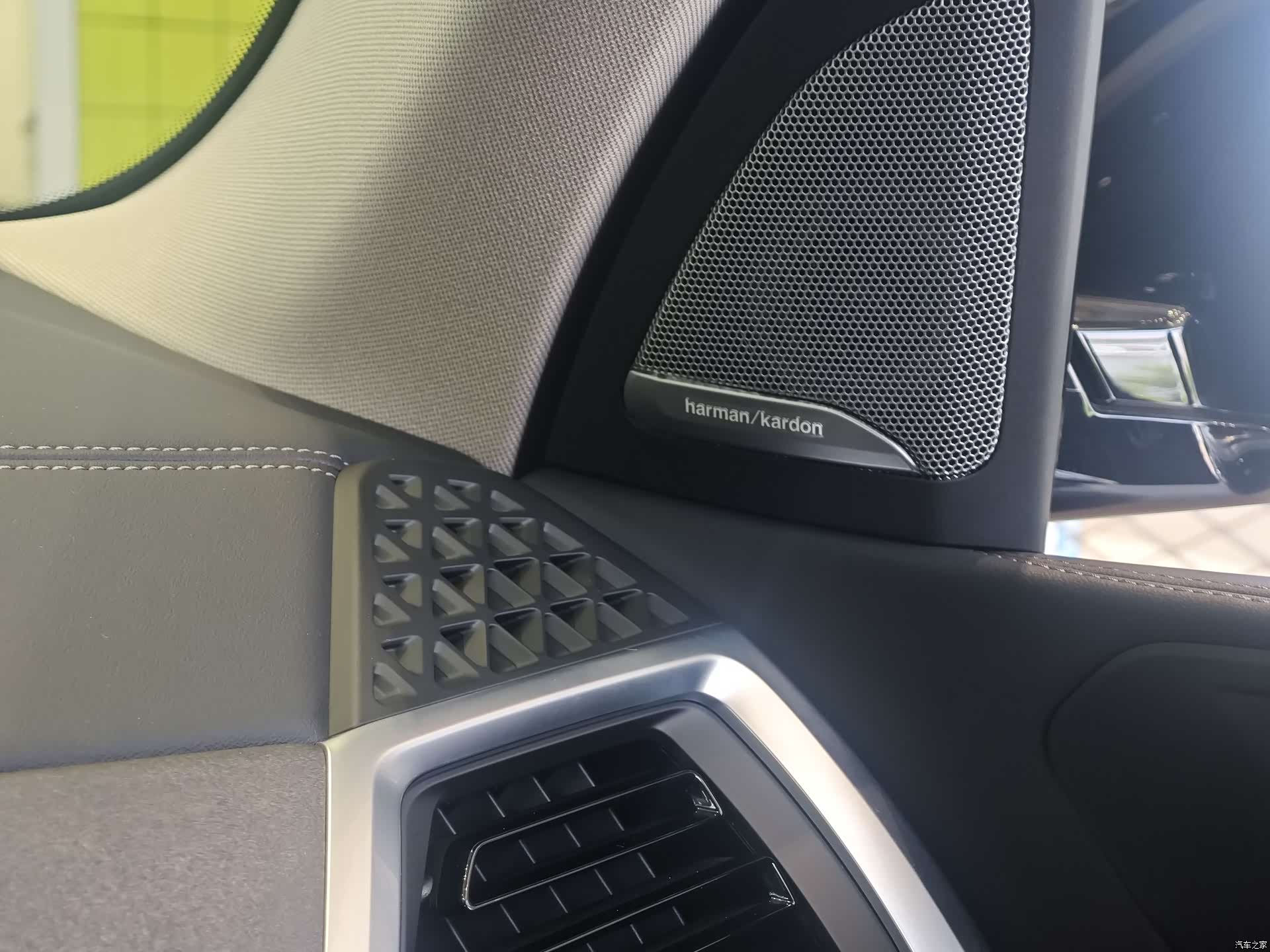 BMW X5, 2025 8