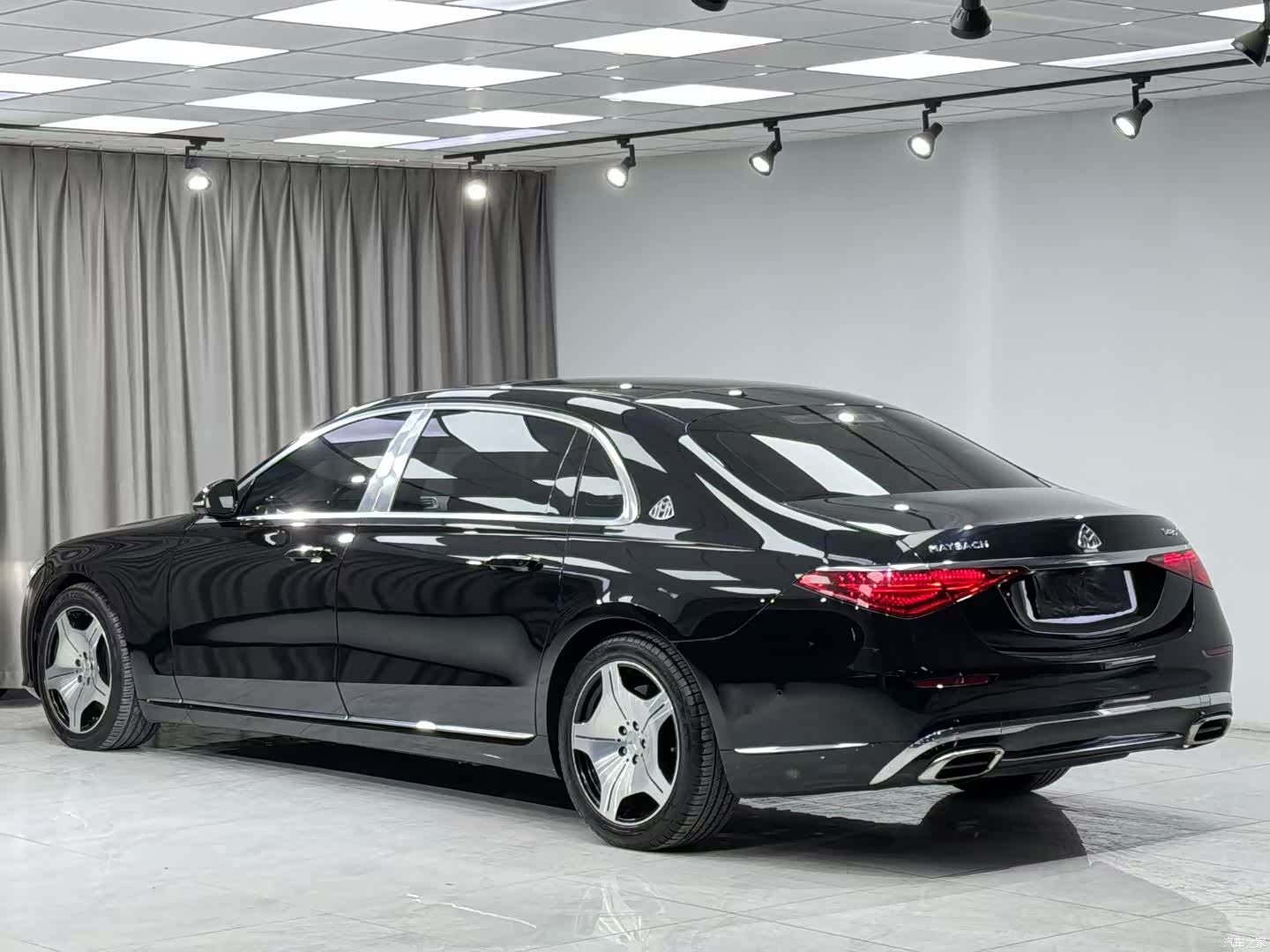 Maybach S-Class, 2023 8