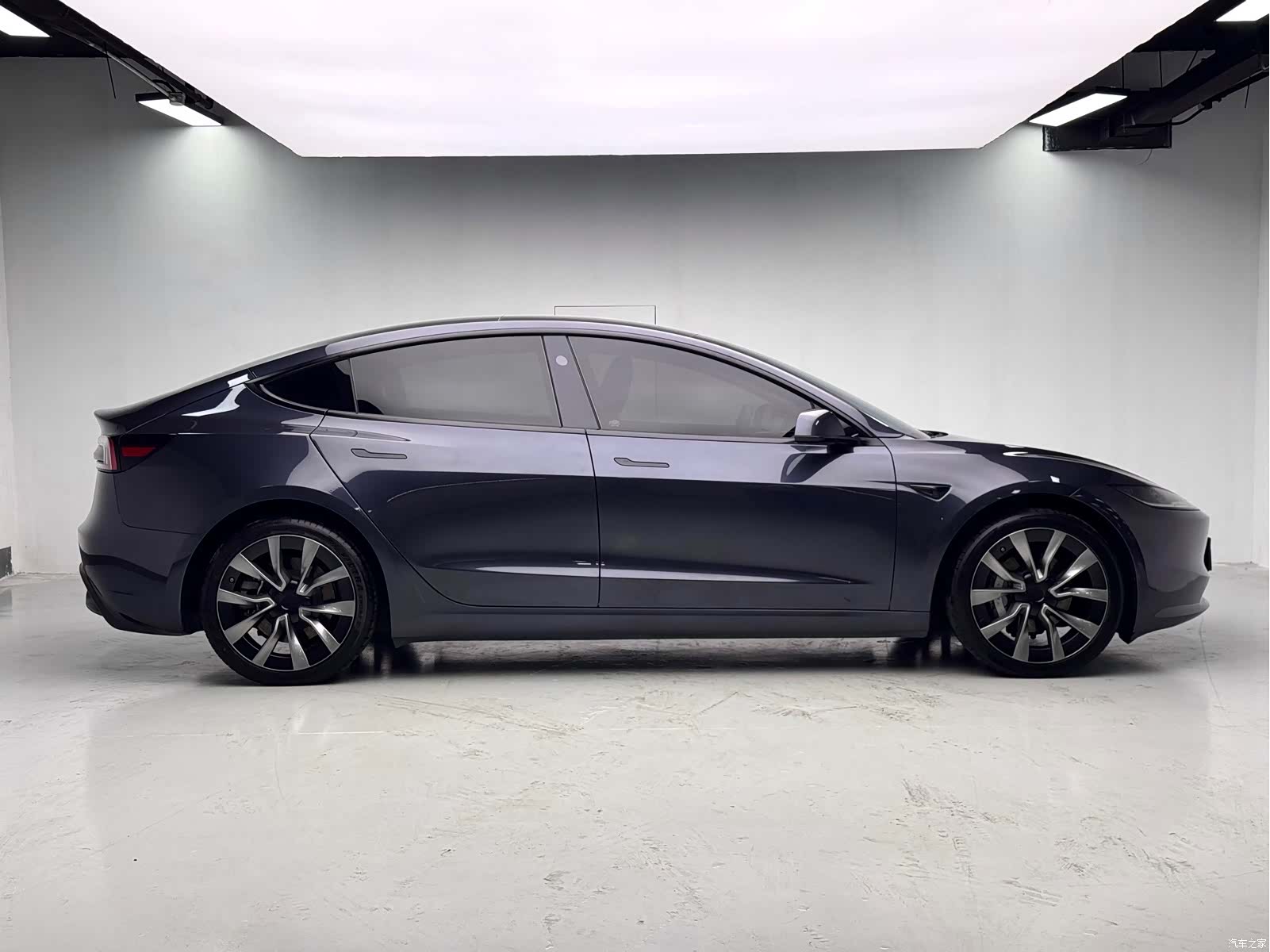 Tesla Model 3, 2024 15