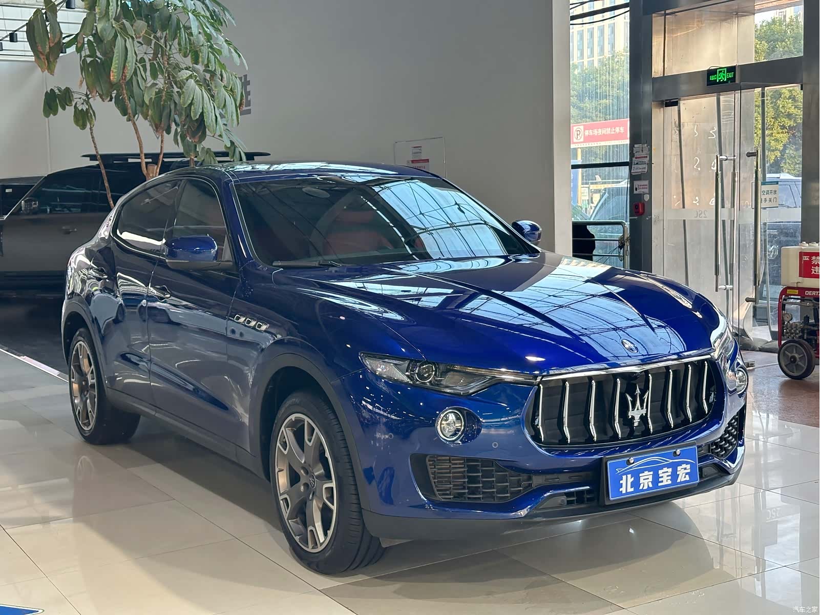 Maserati Levante, 2021 3