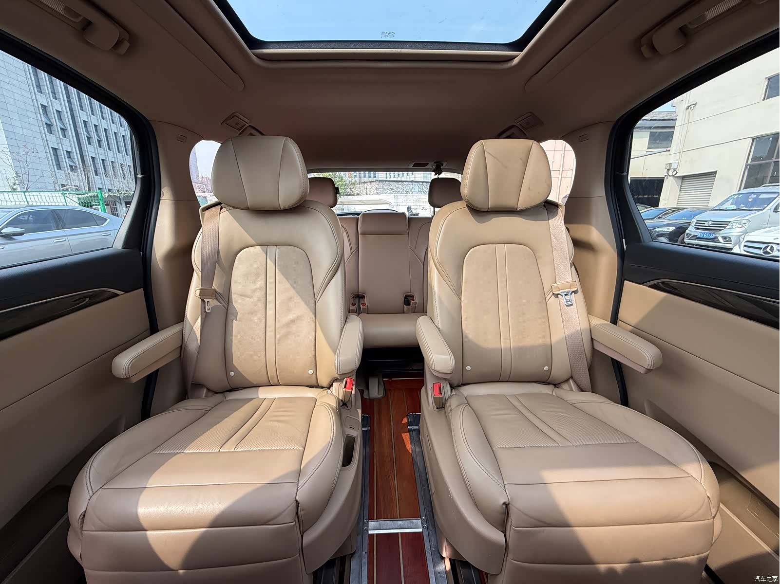 Buick GL8, 2018 21
