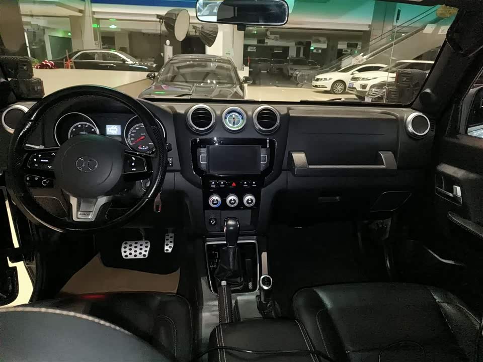 Beijing BJ40