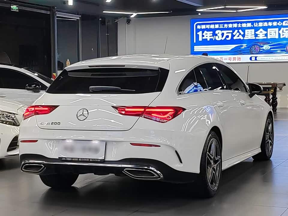 Mercedes-Benz CLA