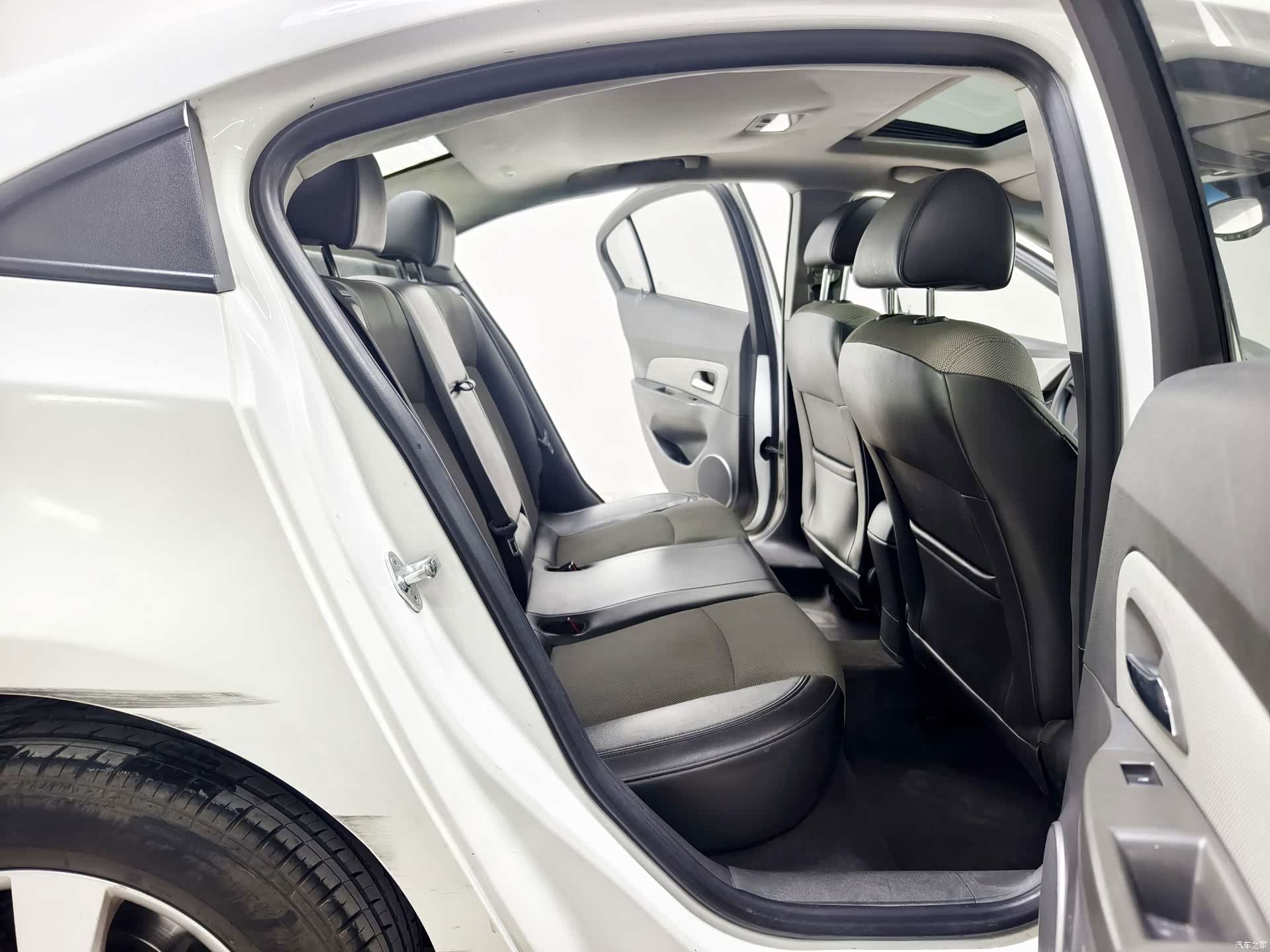 Chevrolet SE, 2013 16