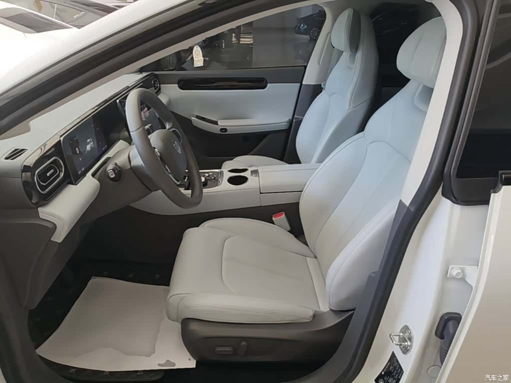 Leapmotor C01, 2024 15