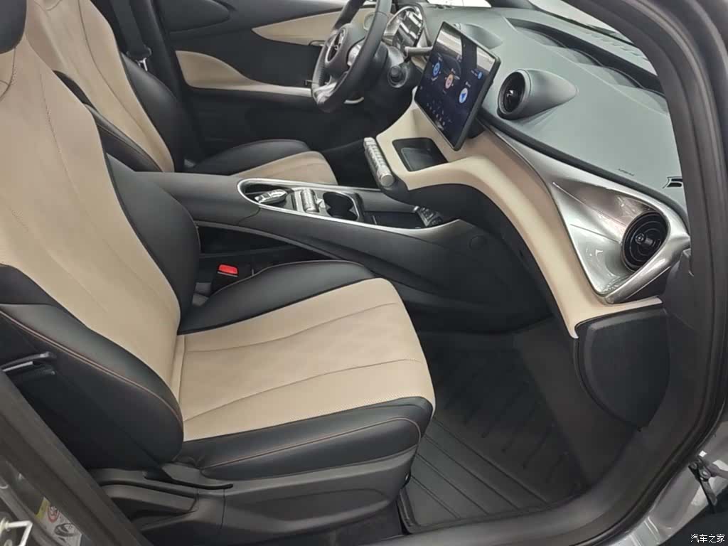BYD Dolphin, 2024 25