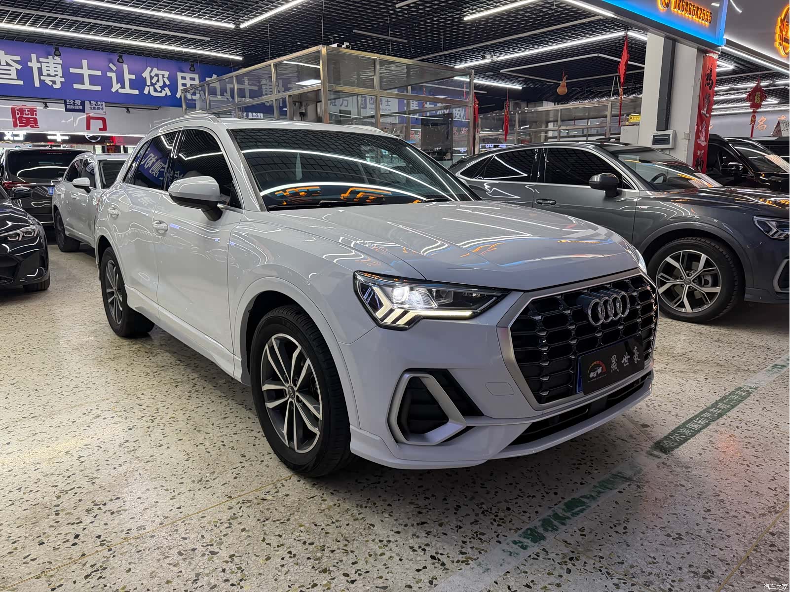 Audi Q3, 2022 3