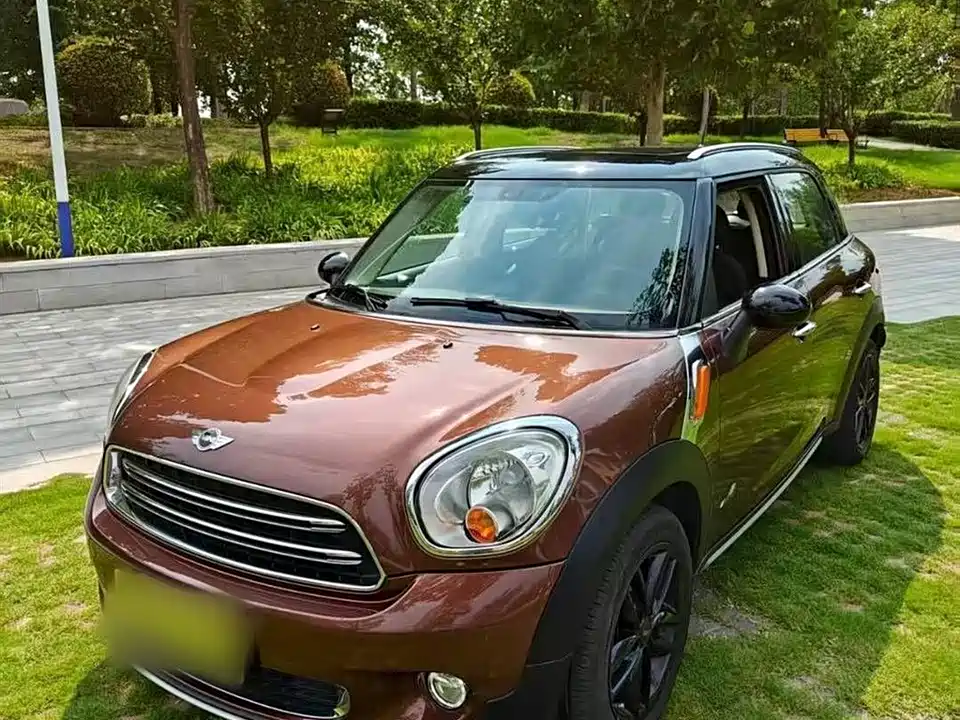 MINI COUNTRYMAN