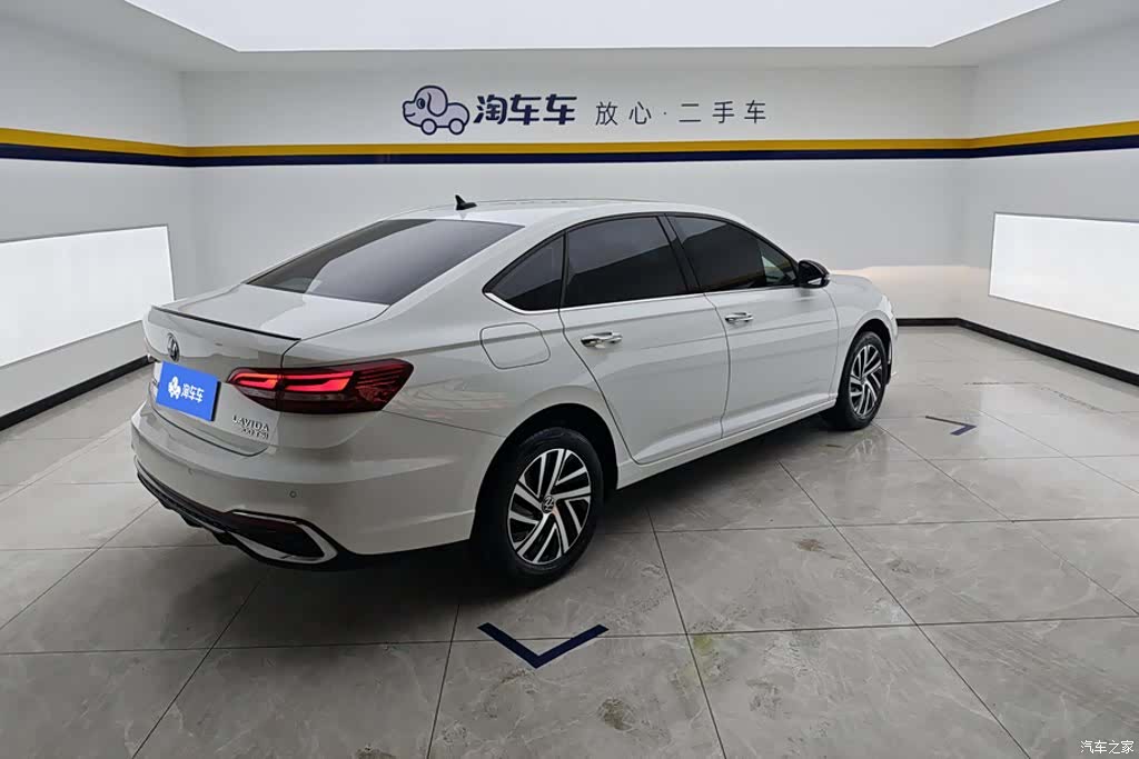 Volkswagen Lavida, 2024 3