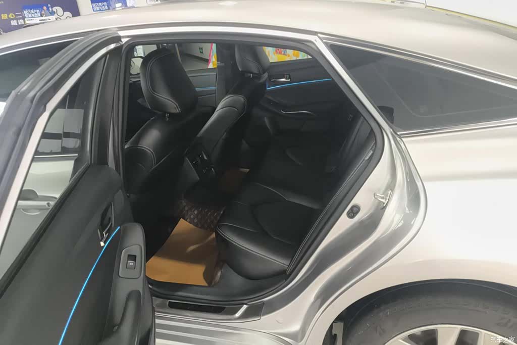 Toyota Avalon, 2022 11
