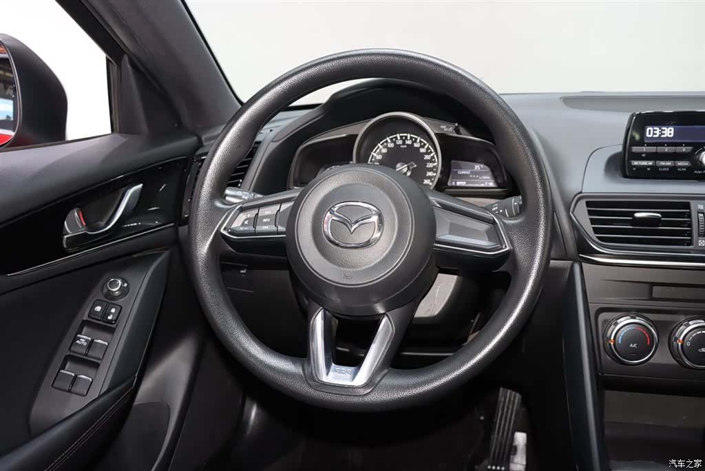 Mazda CX-4, 2020 13