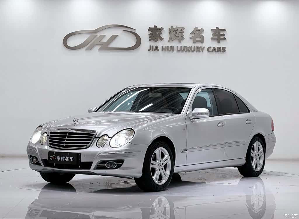 Mercedes-Benz E-Class, 2008 1