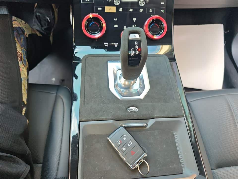 Land Rover Range Rover Aurora