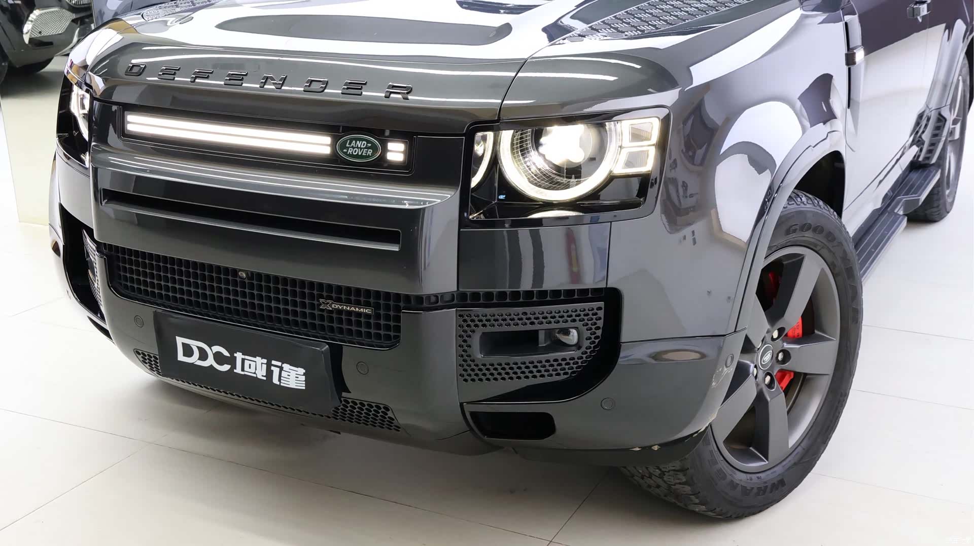 Land Rover Defender, 2022 18