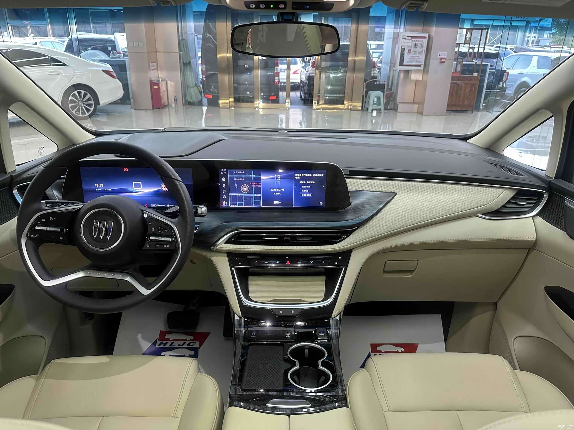 Buick GL8, 2025 9