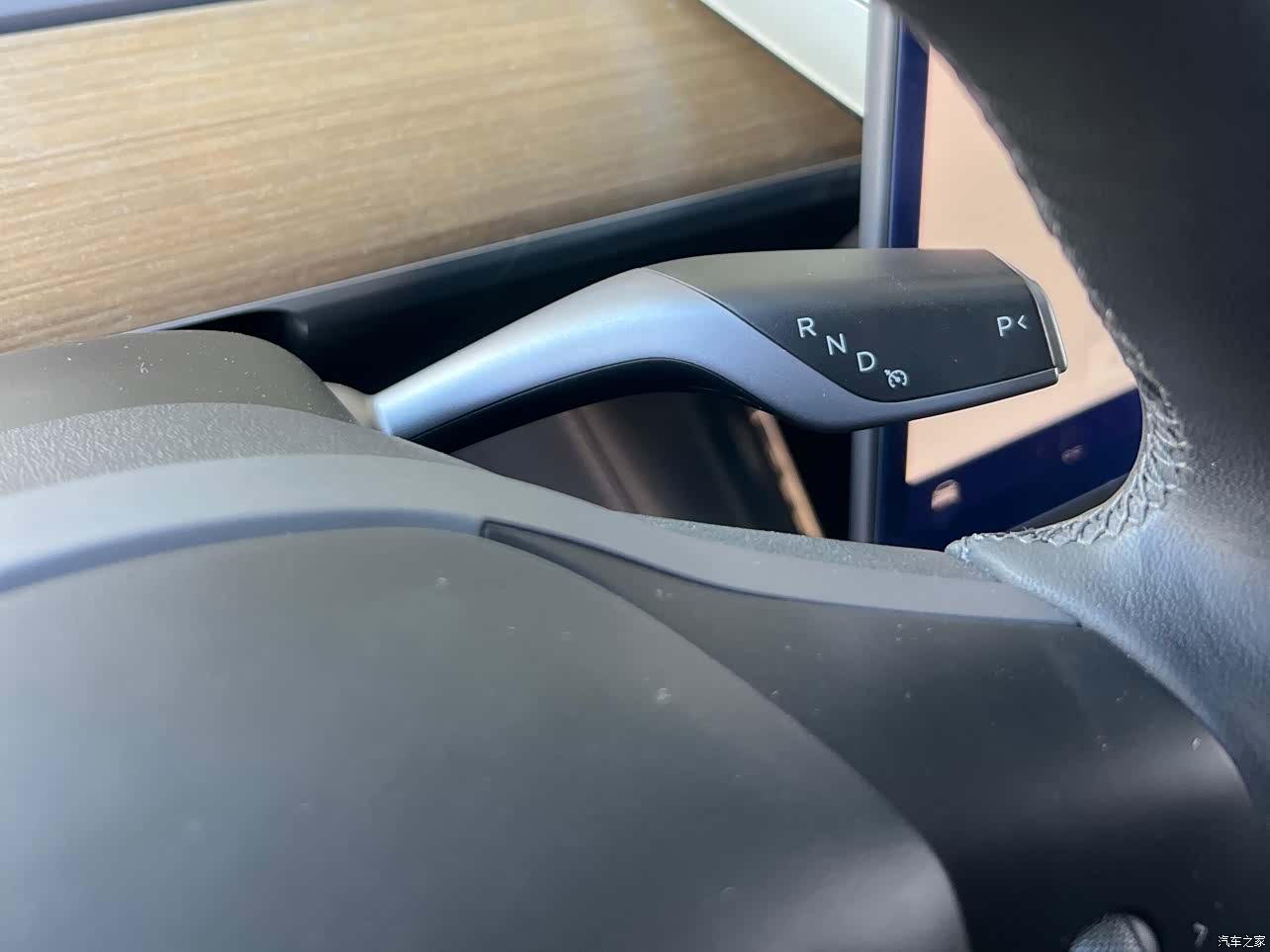 Tesla Model Y, 2022 14
