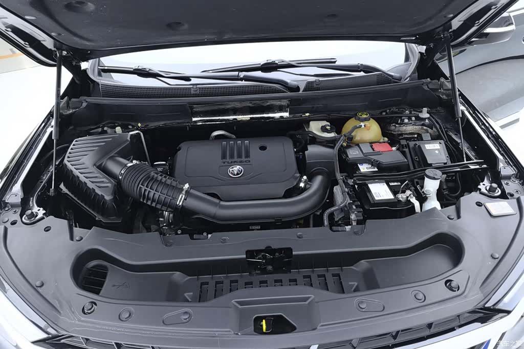 Buick Enclave, 2020 10