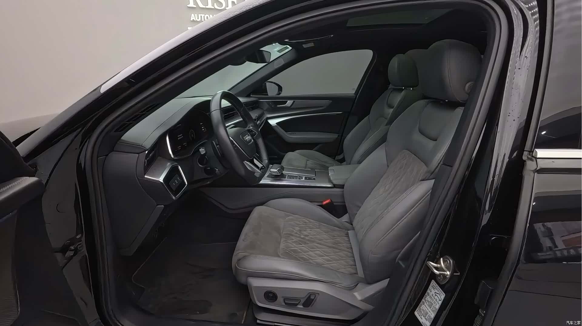 Audi A6L, 2021 21