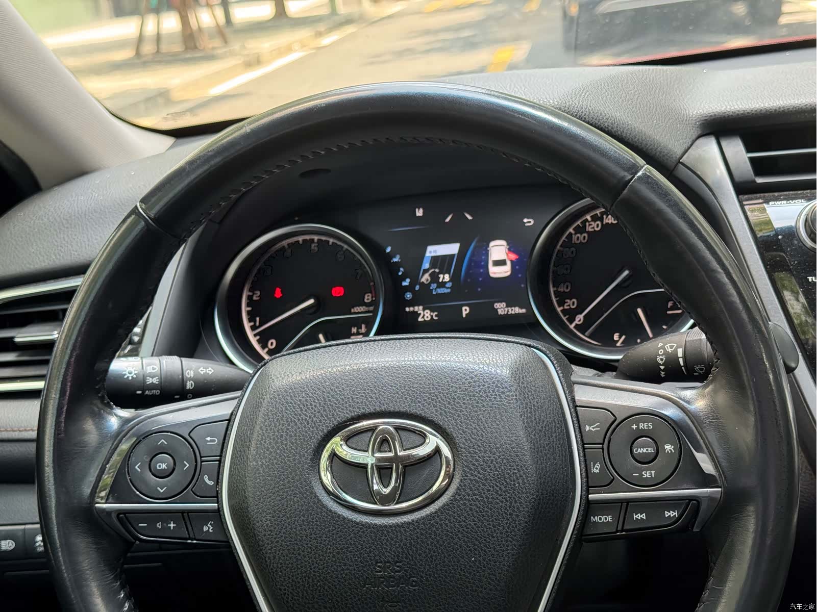 Toyota Camry, 2018 10