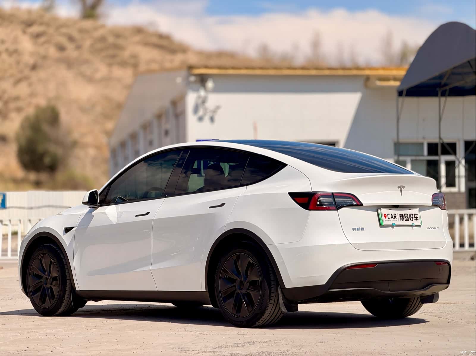 Tesla Model Y, 2024 7