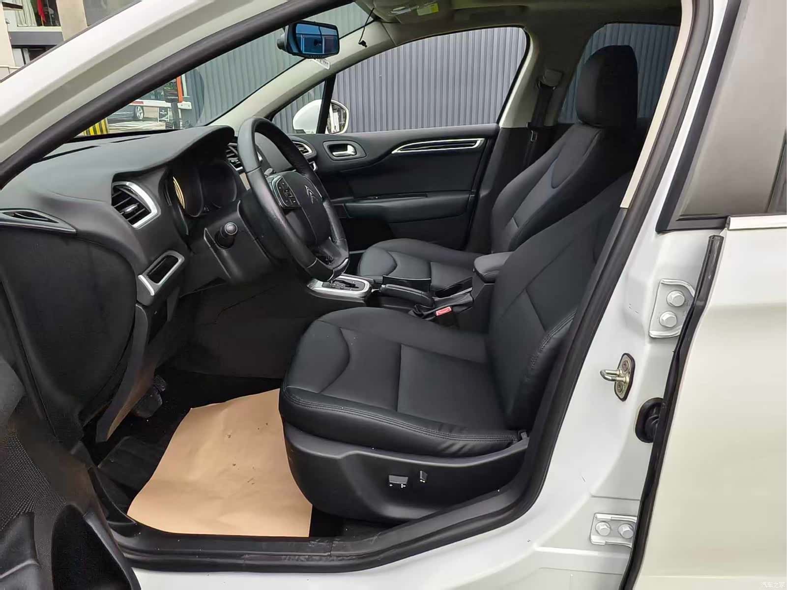 Citroen C4, 2015 10