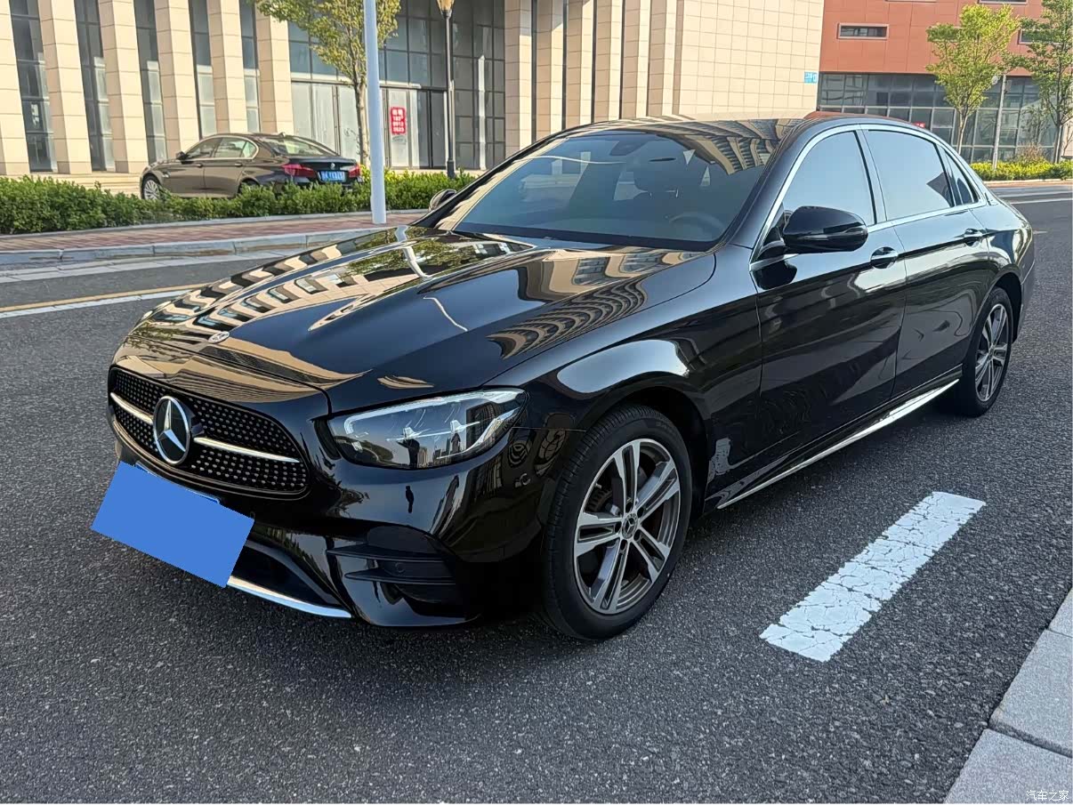 Mercedes-Benz E-Class, 2023 1