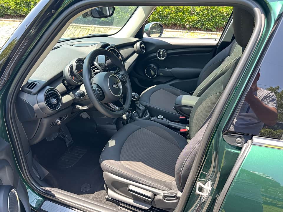 MINI MINI