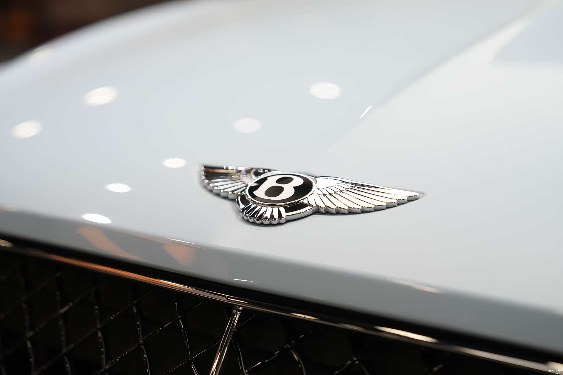 Bentley Bentayga, 2024 8
