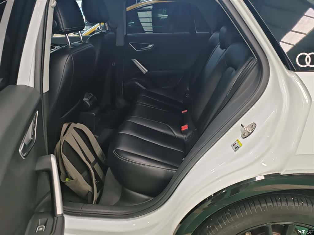 Audi Q2L, 2021 17
