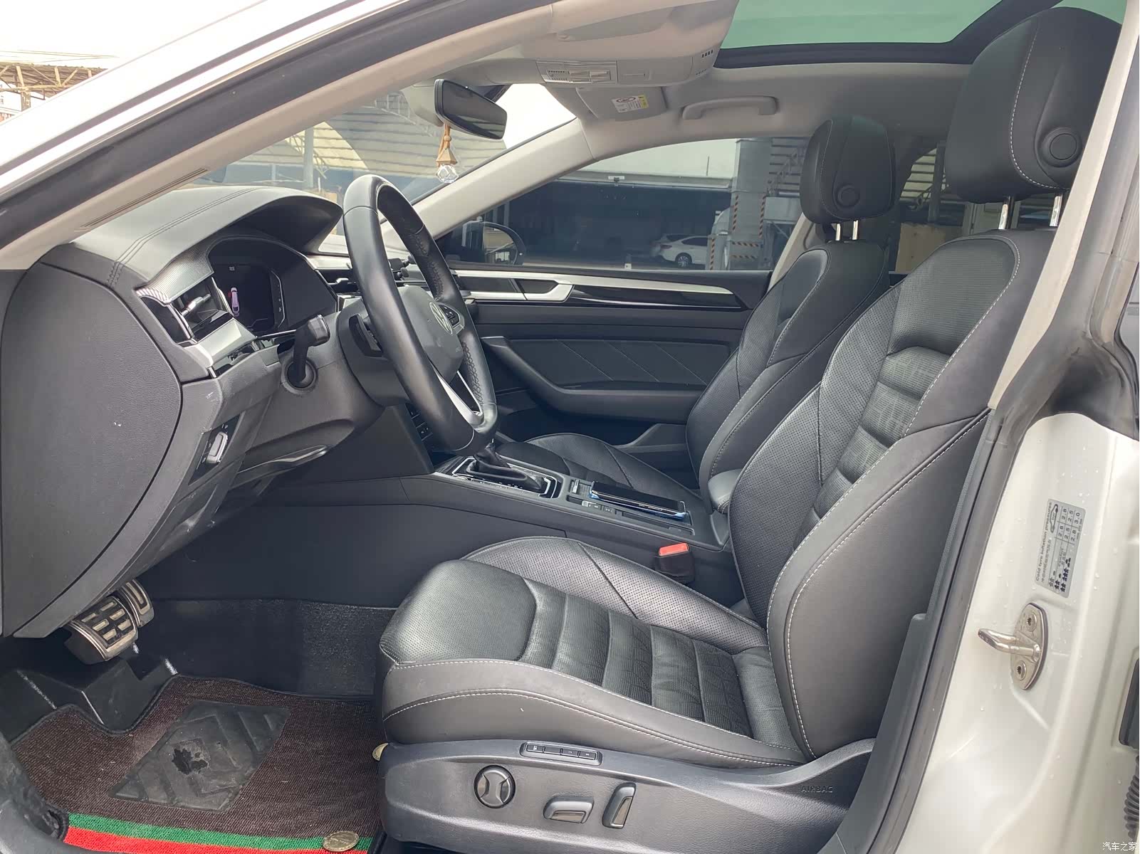 Volkswagen CC, 2022 9