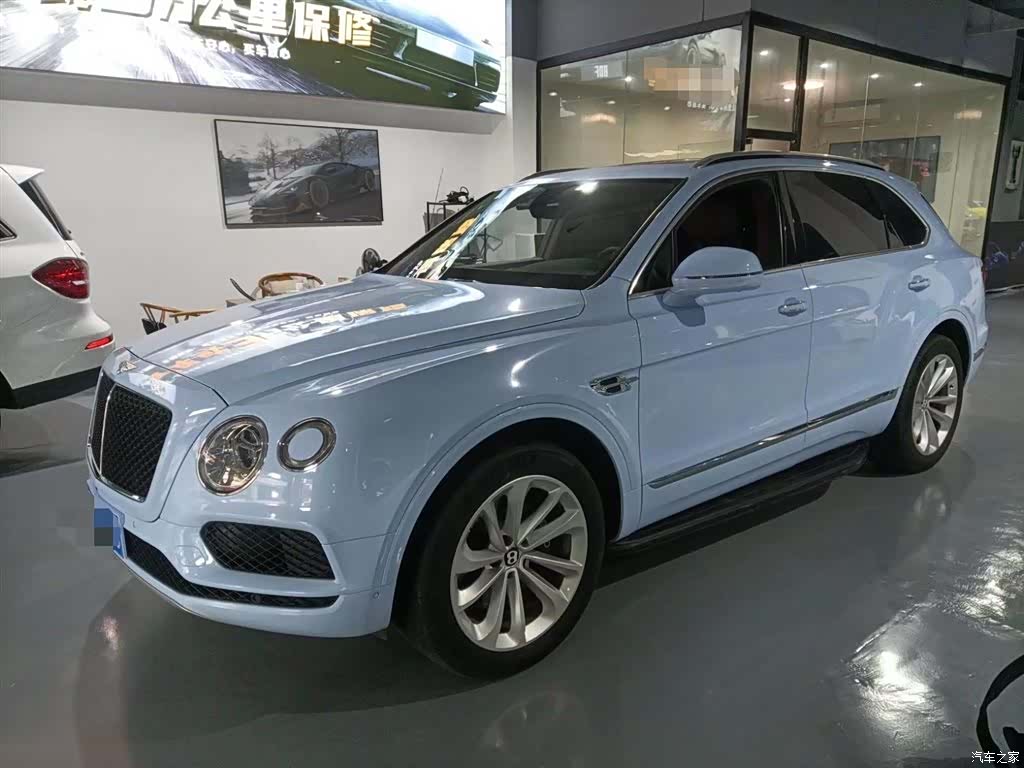 Bentley Bentayga, 2018 1