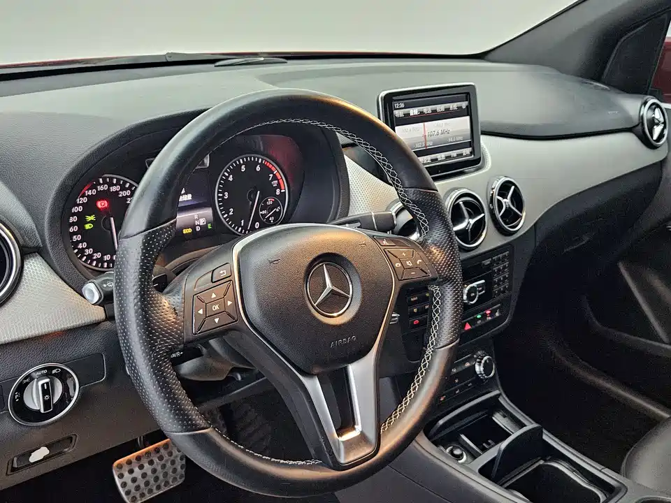 Mercedes-Benz Class B