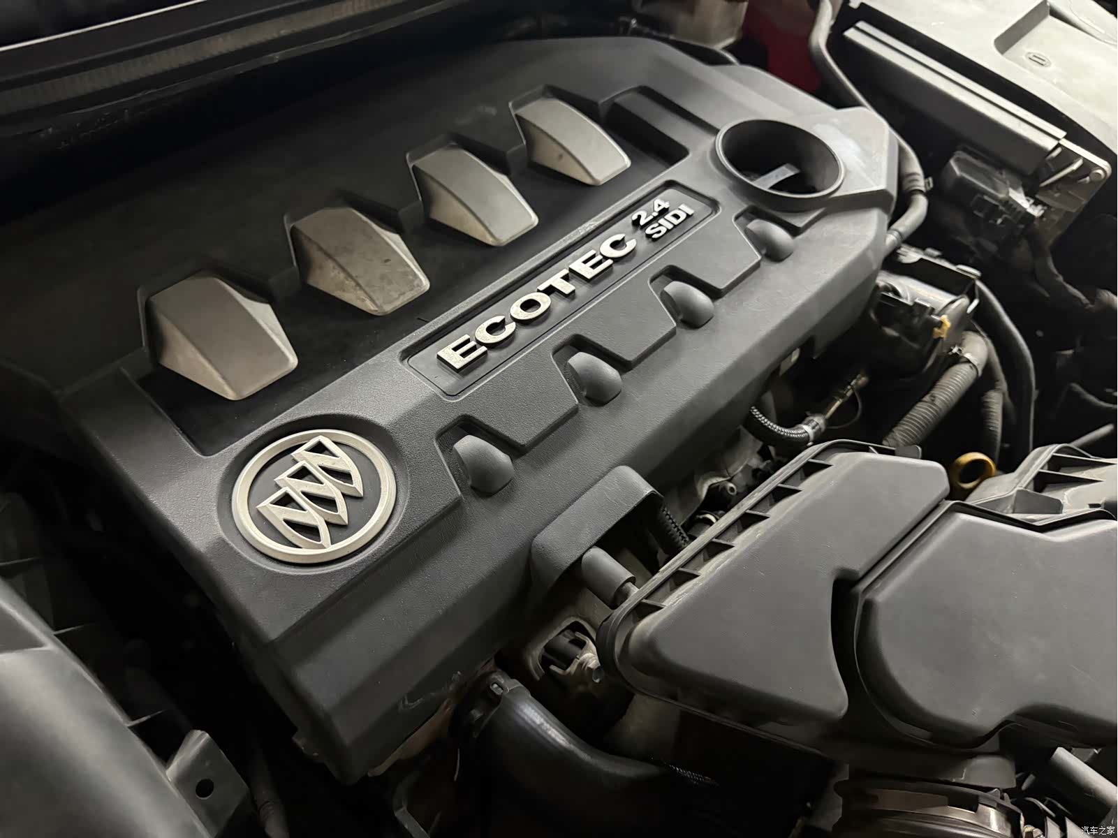 Buick LaCrosse, 2013 35