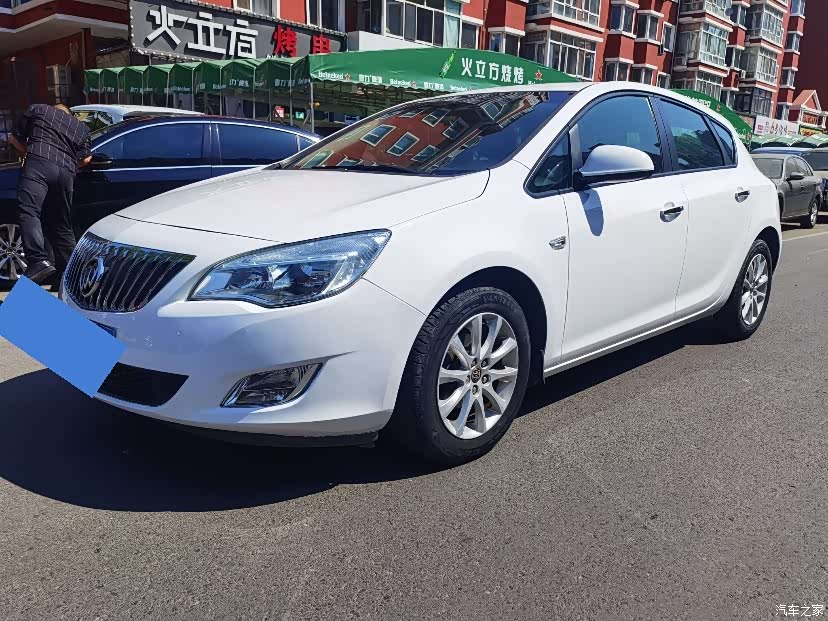 Buick XT, 2013 1