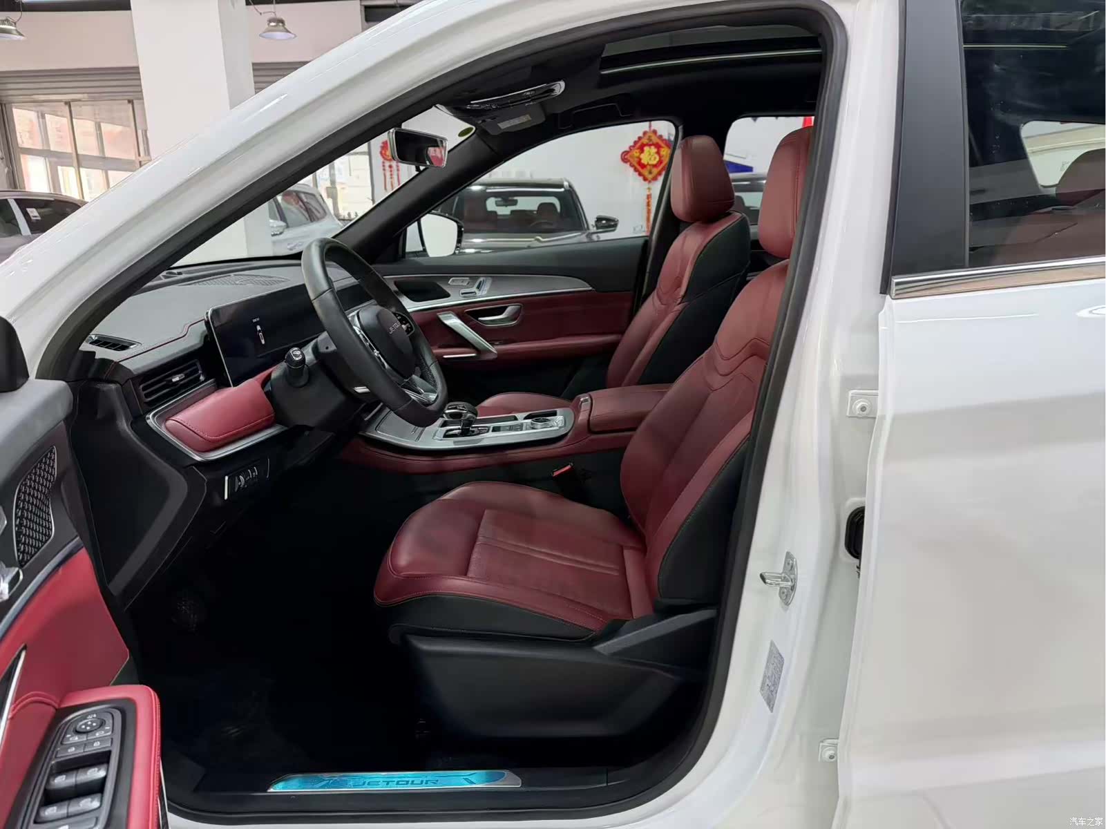 Jetour X70, 2025 8