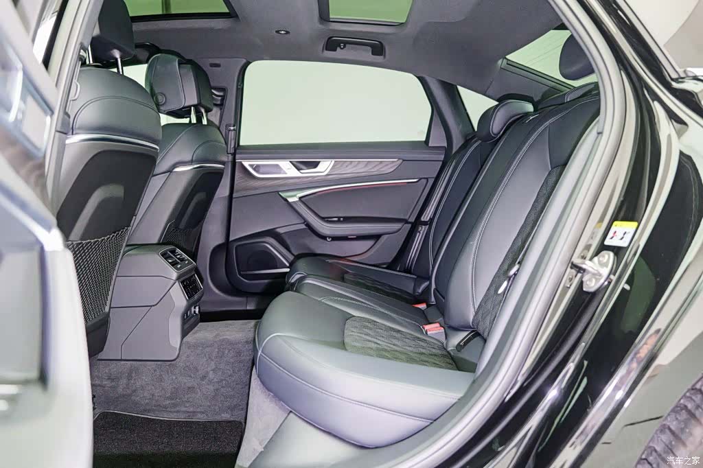 Audi A6L, 2025 18