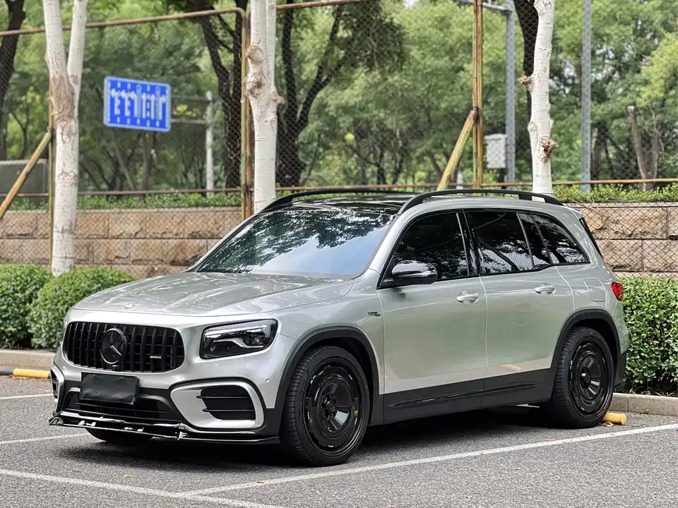 Mercedes-Benz GLB AMG