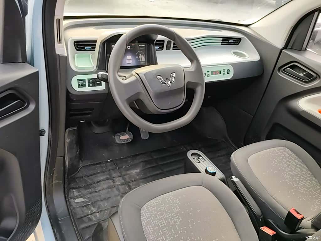 Wuling MINIEV, 2020 6