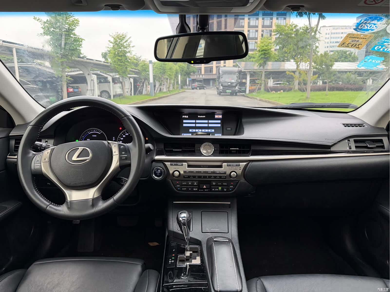 Lexus ES, 2015 16