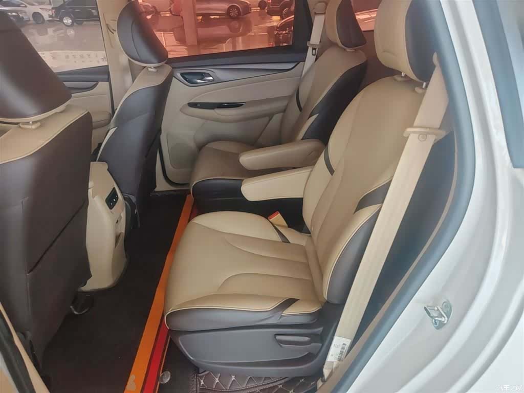 Wuling 730, 2018 17