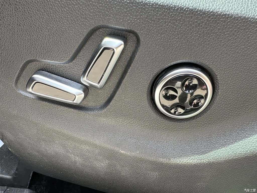 BAIC BJ40, 2023 17